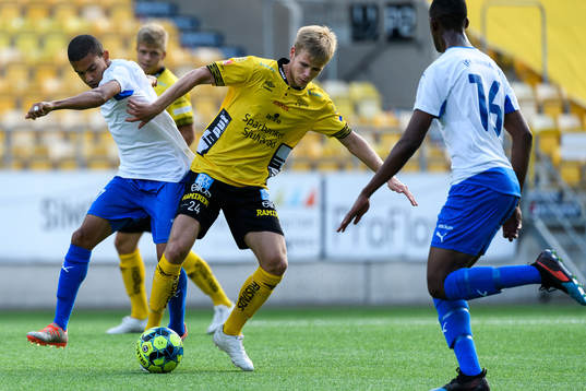 Elfsborgs Anton Thorsson och Värnamos Erick Brendon