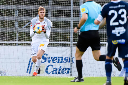 Örgrytes målvakt Fredrik Andersson