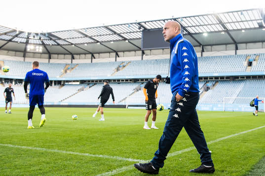 Josef Abuksis, head coach of Bnei Yehuda