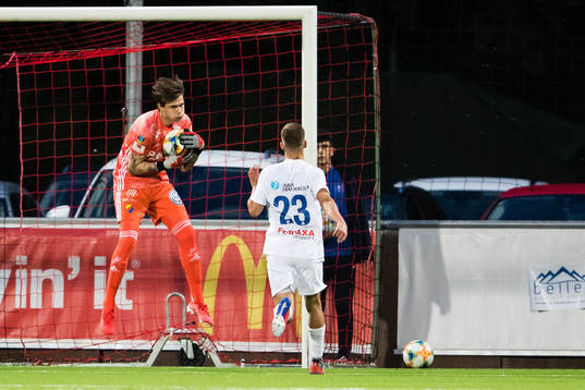 Djurgårdens målvakt Per Kristian Bråtveit med en