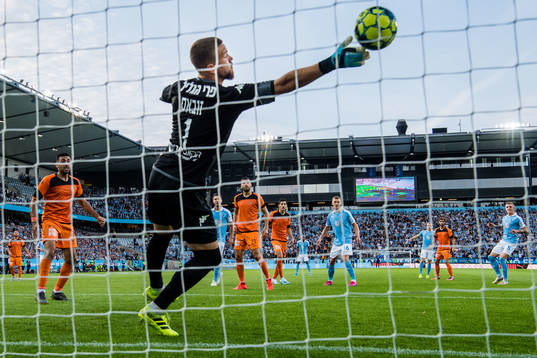 Goalkeeper Emilijus Zubas of Bnei Yehuda loses Rasmus