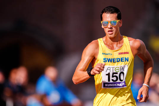 Perseus Karlström of Sweden