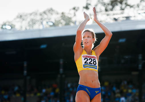 Erika Kinsey of Sweden celebrates
