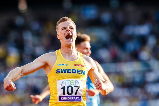 Nick Ekelund-Arenander of Sweden celebrates