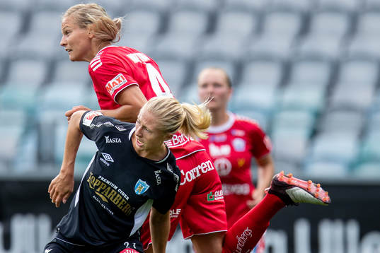 Göteborgs Rebecka Blomqvist mot Linköpings Lisa Lantz