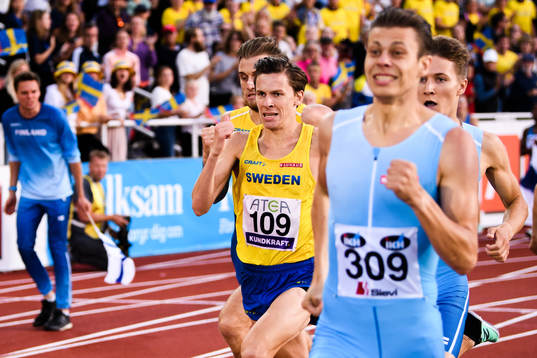 Andreas Almgren of Sweden