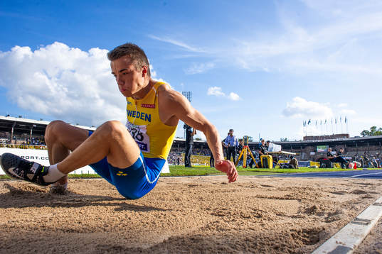 Jesper Hellström of Sweden