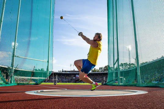 Oscar Vestlund of Sweden