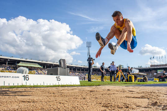 Jesper Hellström of Sweden