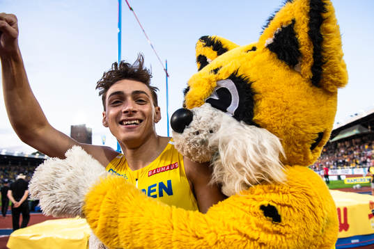Armand Duplantis of Sweden celebrates