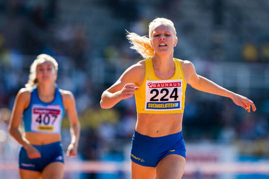 Hanna Palmqvist women's 400m hurdles