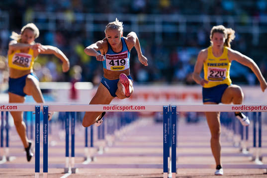 Josefine Sandelius of Sweden, Annimari Korte of Finland and