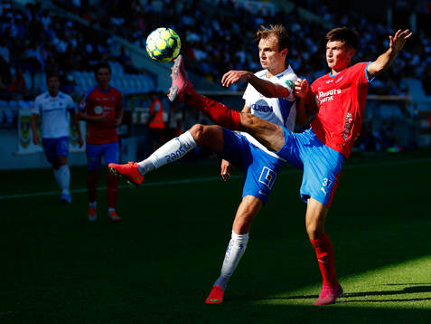 Helsingborgs Armin Gigovic och IFK Norrköpings Lars Krogh