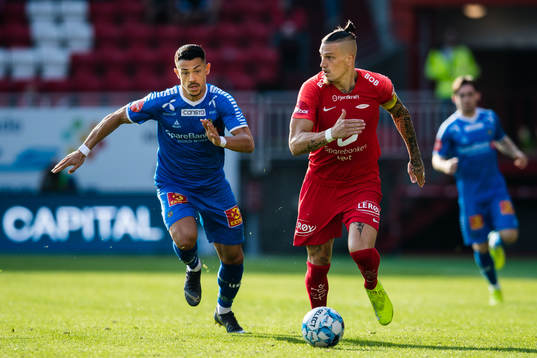 Fitim Azemi of Tromsø and Thomas Grøgaard of Brann