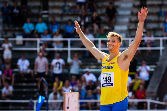 Kim Amb of Sweden celebrates