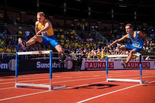 Isak Andersson of Sweden and Tuomas Lehtonen of Finland