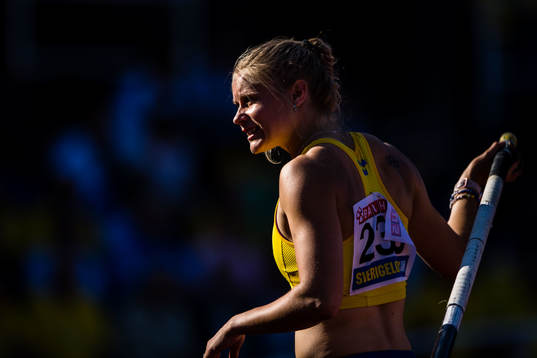 Michaela Meijer of Sweden women's pole vault