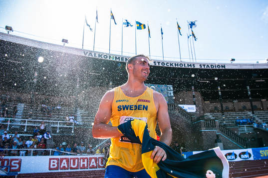 Kim Amb of Sweden celebrates
