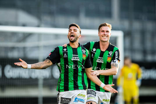 GAIS Paulo Marcelo och Marcus Bergholtz jublar