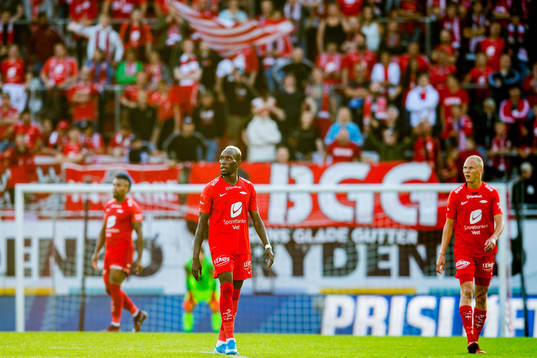 Daouda Bamba of Brann looks dejected