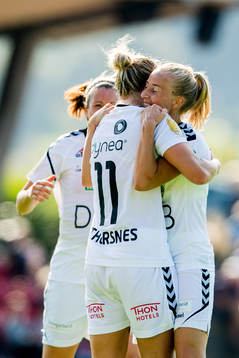 Elise Thorsnes of LSK Kvinner celebrates with teammate Anja