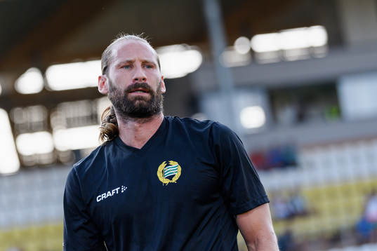 Hammarbys målvakt Johan Wiland före fotbollsmatchen i