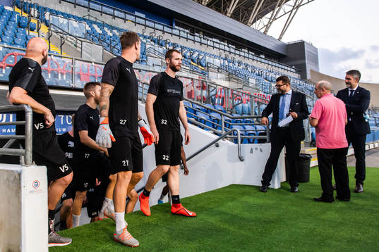 Goalkeeper Johan Dahlin and Jo Inge Berget of Malmö FF