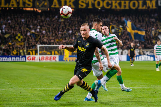 Kolbeinn Sigthorsson of AIK and Lewis Morgan of Celtic