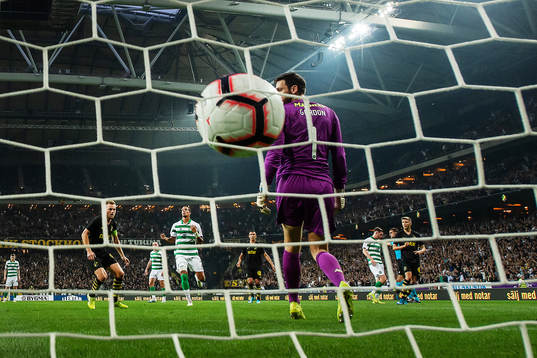Sebastian Larsson of AIK scores 1-1