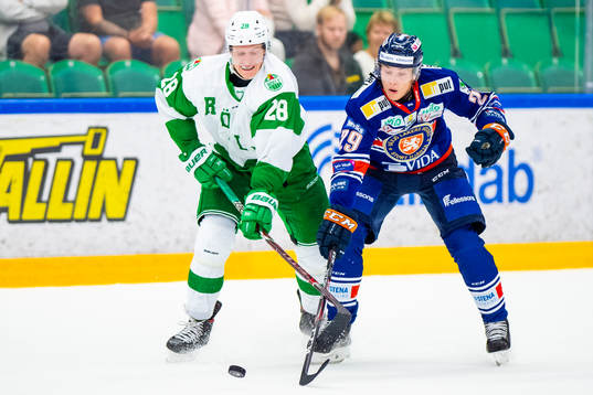 Rögles  Anton Bengtsson och Växjös Pontus Holmberg