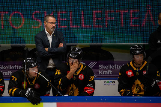 Head coach Tommy Samuelsson of Skellefteå