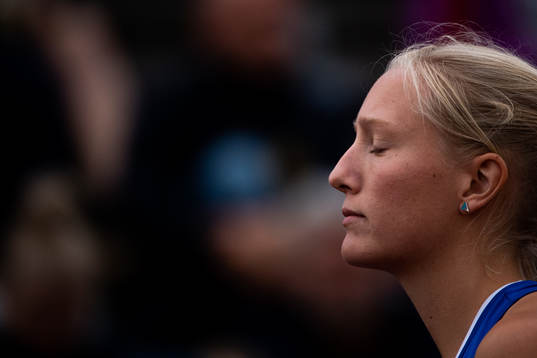 Moa Hjelmer, Spårvägens FK deltar i 400 meter