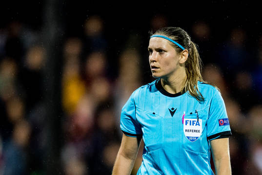 Veronika Kovarova, referee