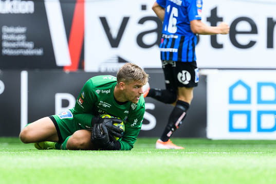Sirius målvakt Lukas Jonsson
