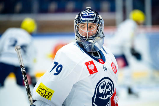Goalkeeper Daniel Manzato of Ambri-Piotta