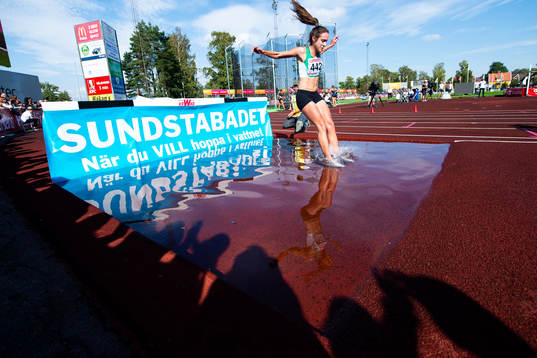 Jill Höstman, Ullevi FK deltar i 3000 meter hinder
