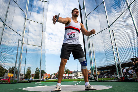 Simon Pettersson, Hässelby SK deltar i diskus