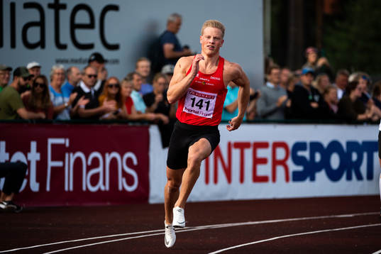 Henrik Larsson, IF Göta Karlstad deltar i 200 meter
