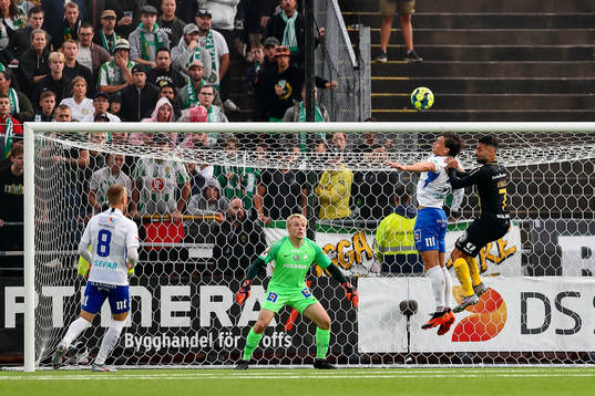 Hammarbys supporters IFK Norrköpings målvakt Isak