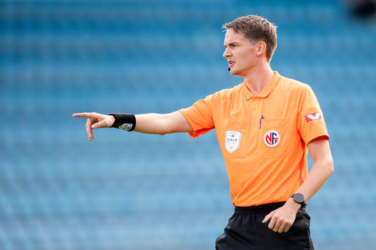 Harald Røvig Sletner, referee