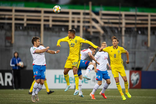 Hallur Hansson and Sølvi Vatnhamar of Faroe Islands in