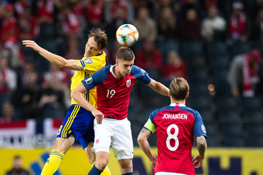 Albin Ekdal of Sweden and Markus Henriksen of Norway