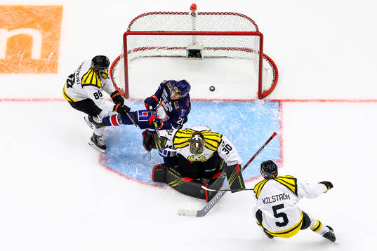 Linköpings Hampus Larsson avgör i sudden death med mål