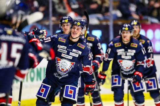 Linköpings Olle Lycksell jublar