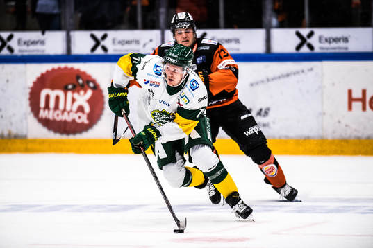 Björklövens David Lindquist  och Karlskronas Hugo