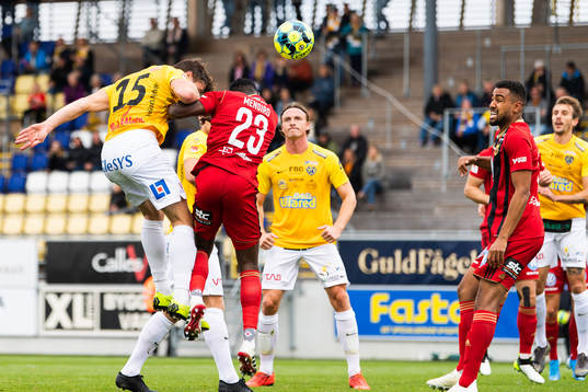  Falkenbergs Kirill Pogrebnyak nickar in 1-0