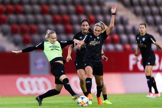 Filippa Curmark and Emma Koivisto of Göteborg