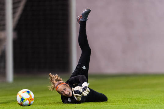 Goalkeeper Loes Geurts of Göteborg