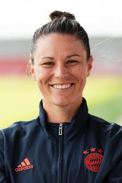 Emily Gielnik of Bayern Munich poses for a portrait