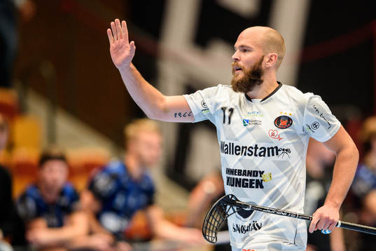 Pixbos Martin Östholm jublar